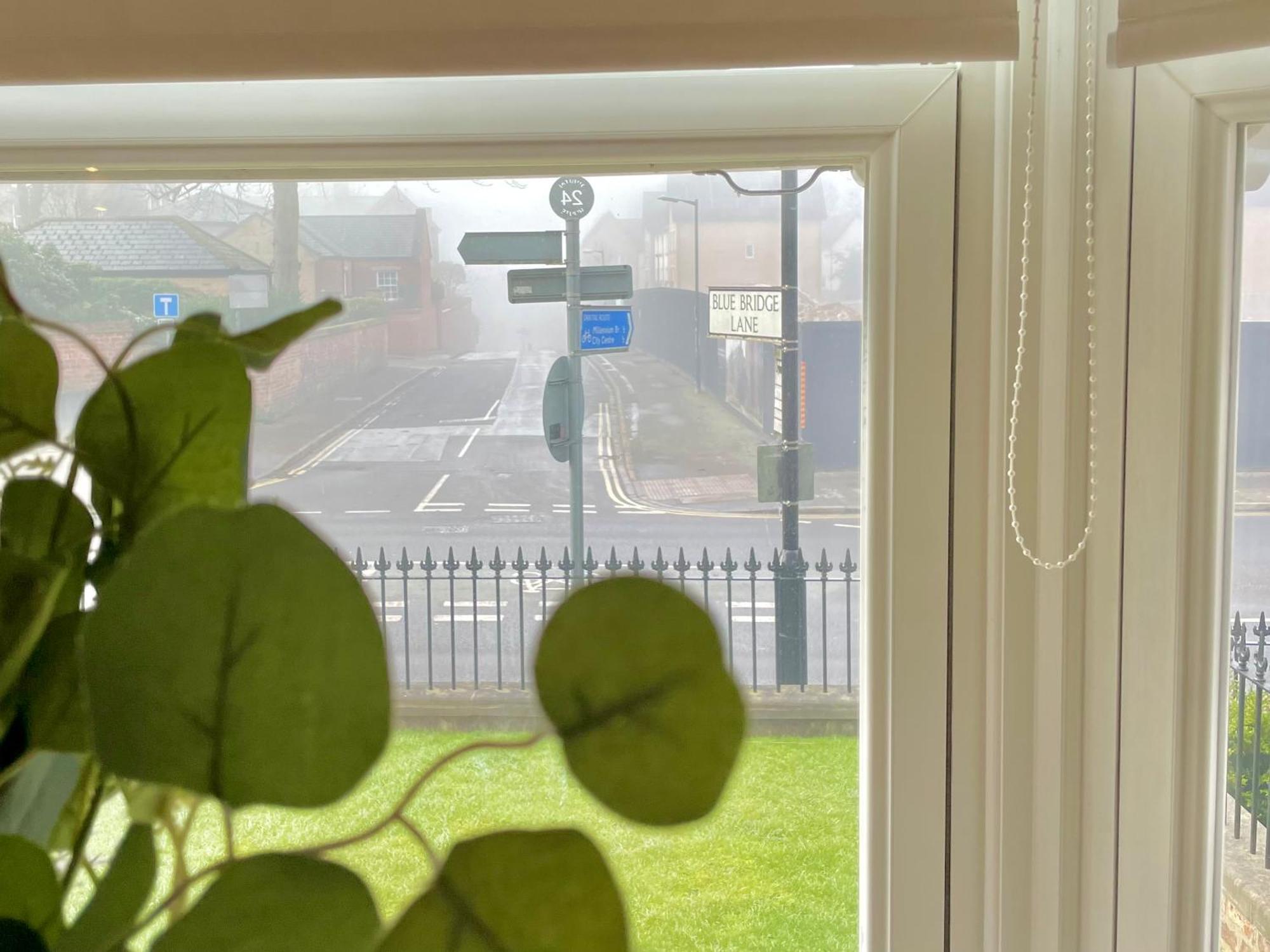 Clifford'S Reach At Bluebridge Court With Free Parking Apartamento York Exterior foto
