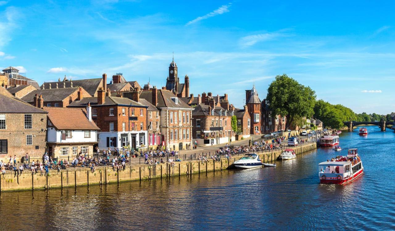 Clifford'S Reach At Bluebridge Court With Free Parking Apartamento York Exterior foto